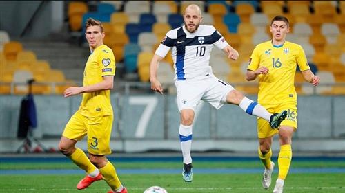 कजाकिस्तान बनाम फिनलैंड