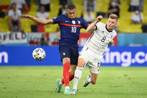 फ़्रांस बनाम ग्रीस