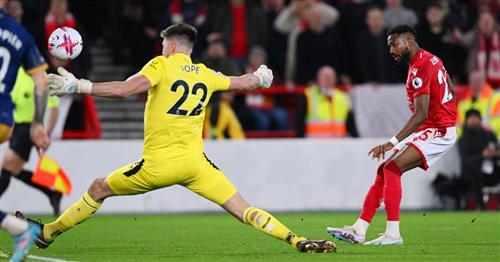 नॉटिंघम बनाम न्यूकैसल