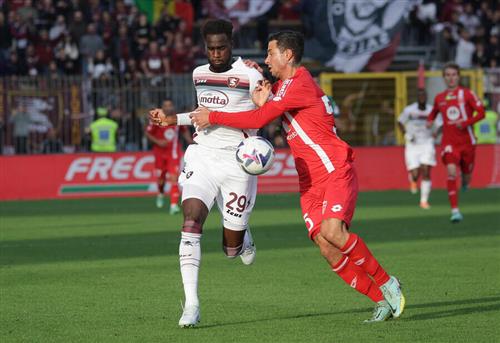 सालेर्निटाना बनाम मोंज़ा