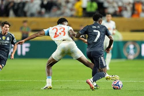 रेड बुल साल्ज़बर्ग बनाम रियल मैड्रिड