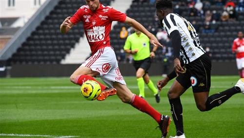 स्टेड ब्रेस्टोइस बनाम एंगर्स