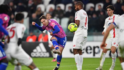 जुवेंटस बनाम मोंज़ा