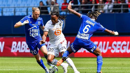 लिली बनाम ट्रॉयज़