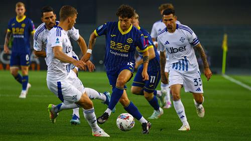 ग्रीस वेरोना बनाम कोमो