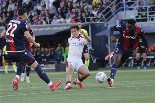 बोलोग्ना बनाम जेनोआ