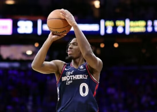 पागल तीन-सूचक! 76ers और हॉर्नेट्स ने पहले क्वार्टर में 56% की शूटिंग दर के साथ कुल 14 हिट बनाए।