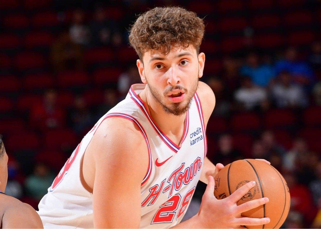 ख़राब प्रतिस्पर्धी स्थिति! शेन जिंग ने 18 में से 5 गोलों पर 17 अंक और 7 सहायताएं हासिल कीं, लेकिन बराबरी का गोल रोक दिया गया।