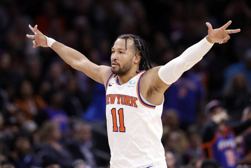 बेहतरीन प्रदर्शन! ब्रूनसन ने 19 में से 11 शूटिंग और 10 सहायता पर 32 अंक बनाए।