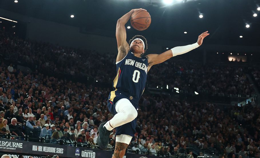 फेल्स ने एक ही गेम में 8 इंटरसेप्शन का योगदान दिया, जिससे युवा खिलाड़ियों के लिए एक नया एनबीए रिकॉर्ड स्थापित हुआ।