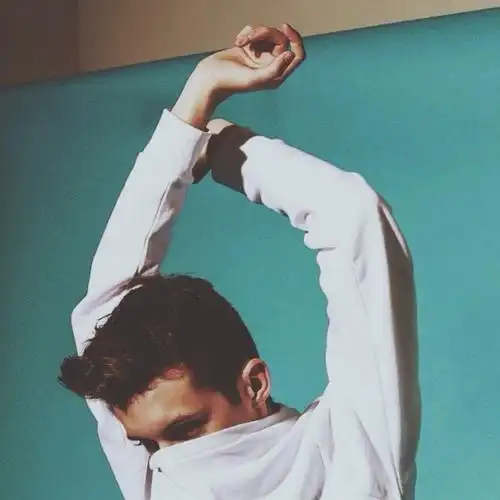 6686体育铜牌作者Opal